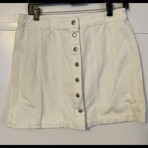 Forever 21 white button down jean skirt size large - new